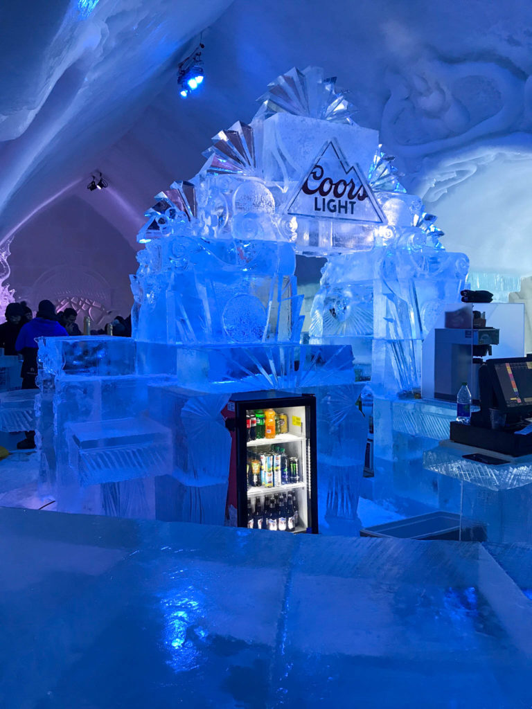 quebec-ice-hotel-ice-bar