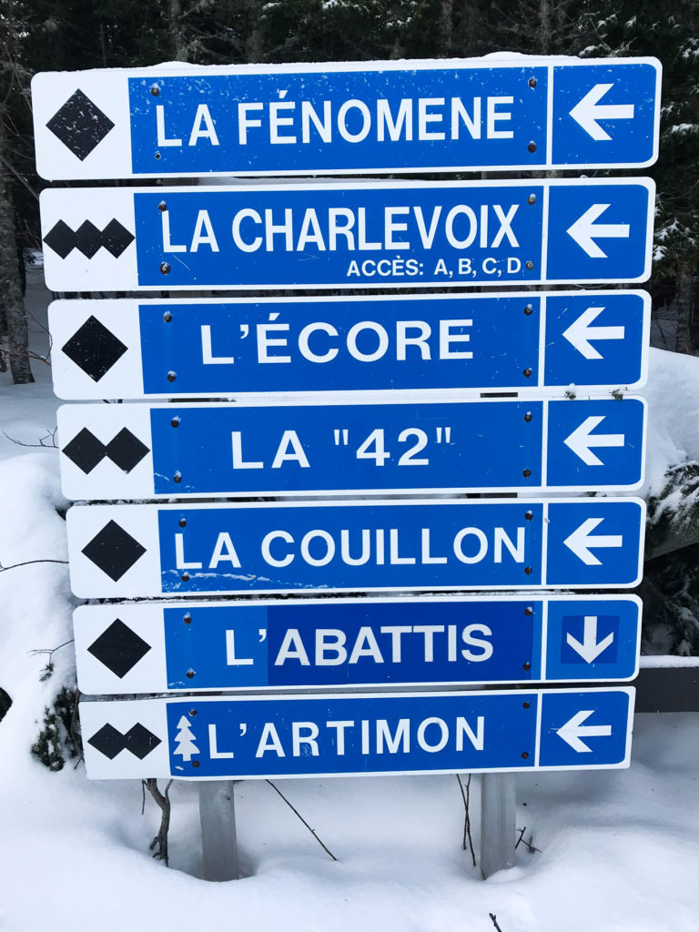 le-massif-de-charlevoix-trail-signs