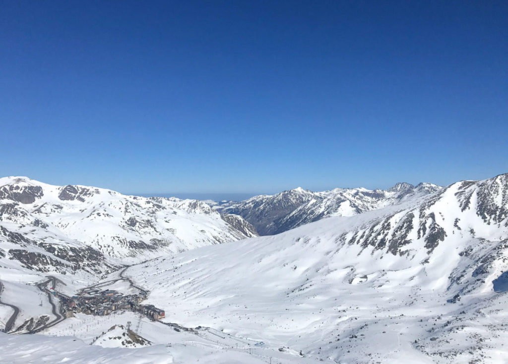panoramic-view-grandvalira-ski-resort