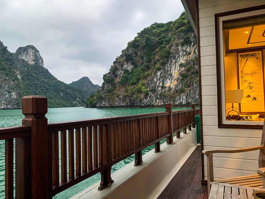 balcony-view-heritage-line-lan-ha-bay-vietnam