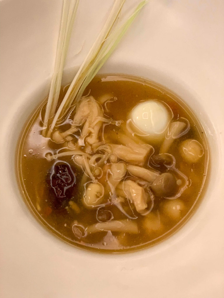 soup-dinner-heritage-line-lan-ha-bay-vietnam