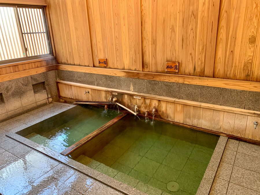 kumanoteara-yu-onsen-interior